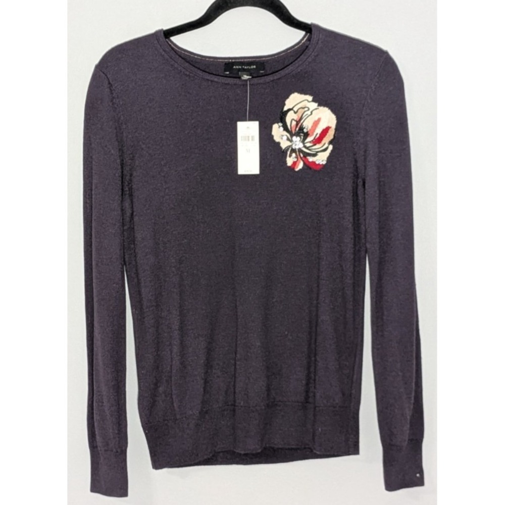 NWT - ANN TAYLOR Womens Flower Embroidered Purple Wool Blend Pullover Sweater M